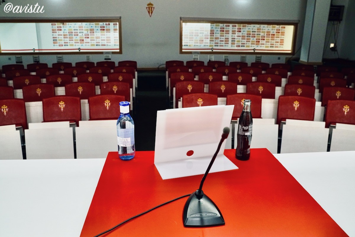 Sala de Prensa, Tour del Estadio El Molinón, Sporting de Gijón, Asturias