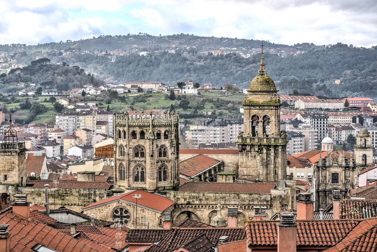 donde alojarse en Ourense