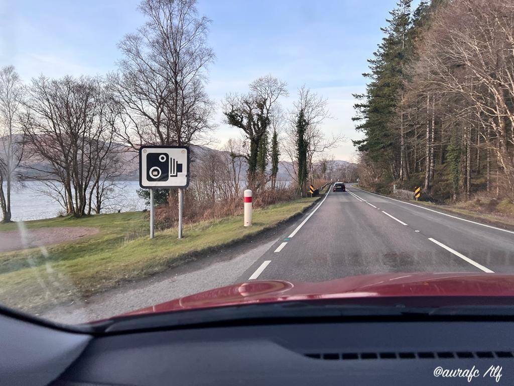 Aviso de control de velocidad por radar