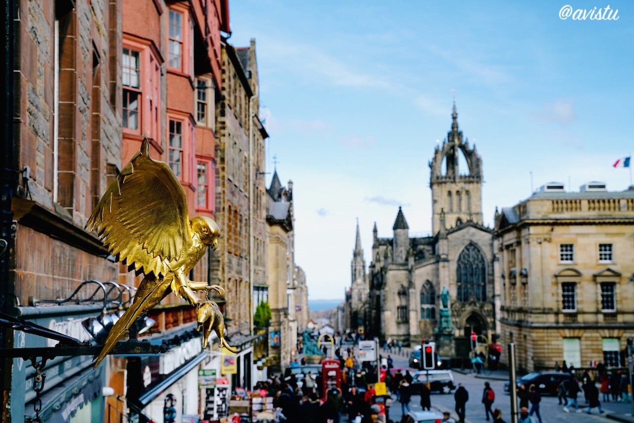 Vistas de la Royal Mile en Edimburgo desde Gladstone's Land