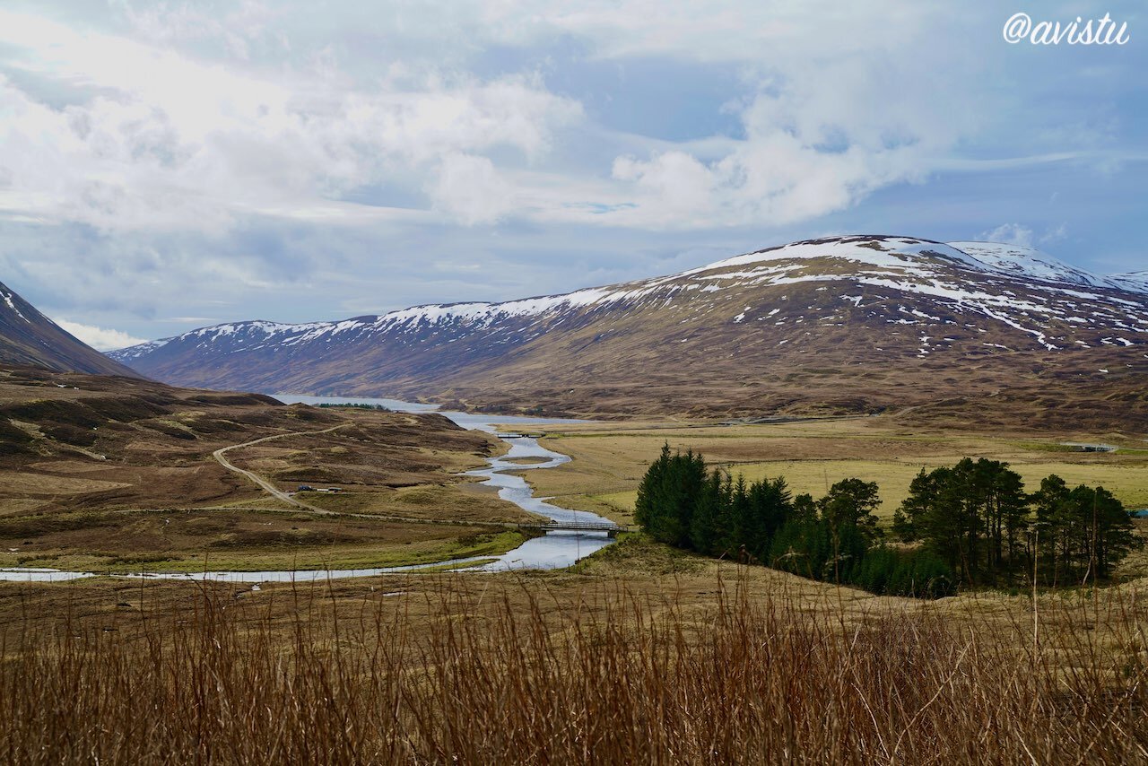 Uno de los paisajes de las Highlands que os harán parar el coche [(c)Foto: @avistu]