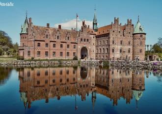Castillo de Egeskov en Dinamarca [(c)Foto: @avistu]