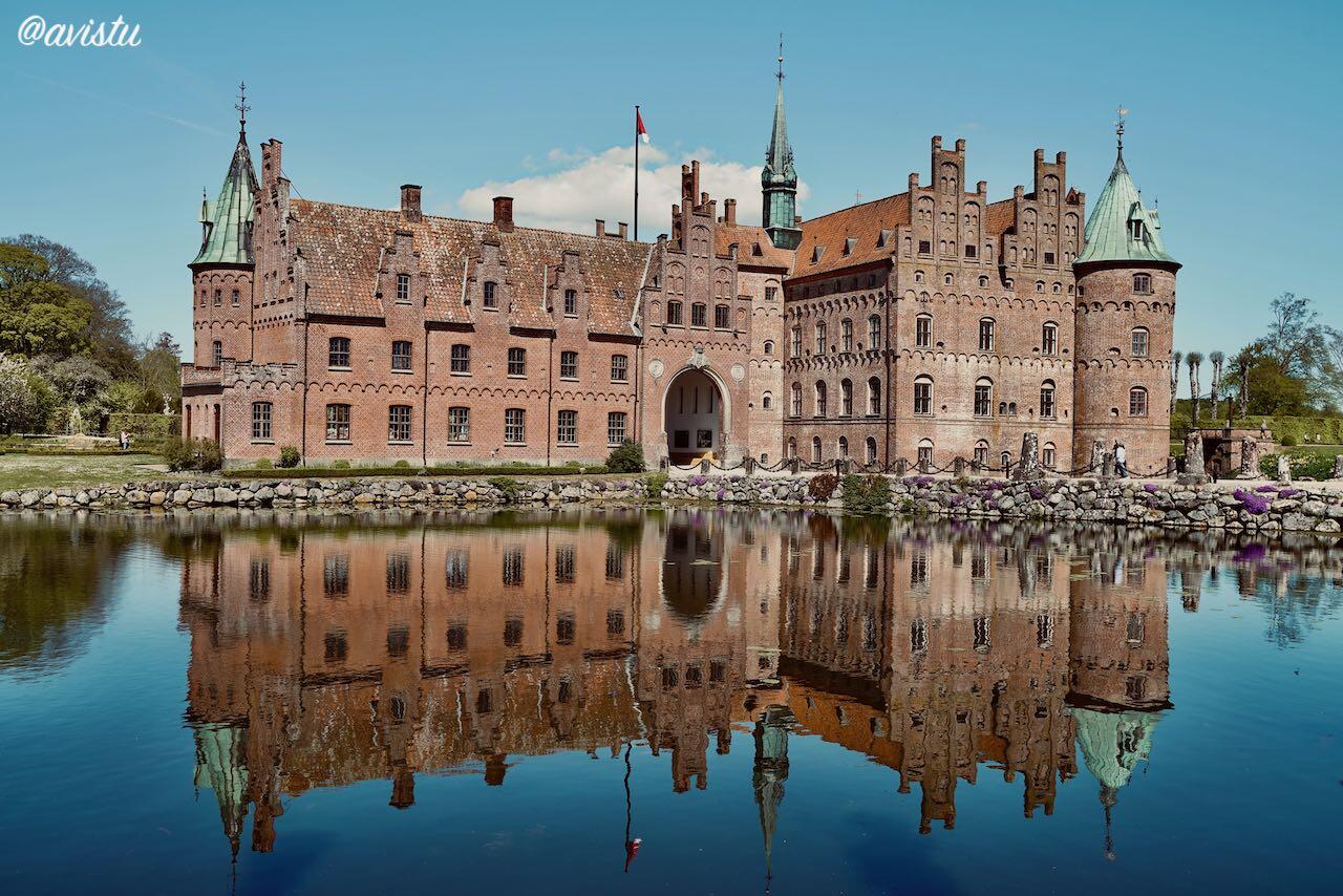 Castillo de Egeskov en Dinamarca [(c)Foto: @avistu]