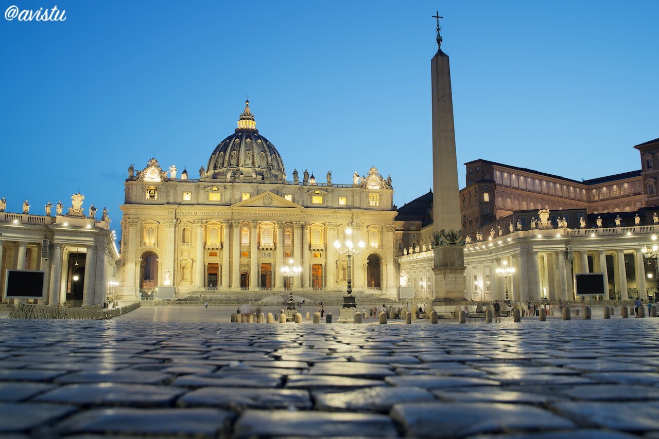 La Basílica de San Pedro en Roma al atardecer [(c) Foto: @avistu]
