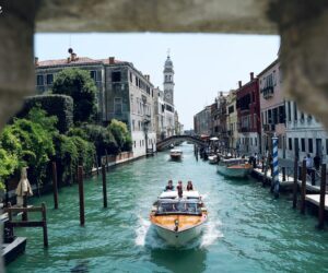 Paseando en barco por el Río de San Lorenzo en Venecia [(c)Foto: @avistu]