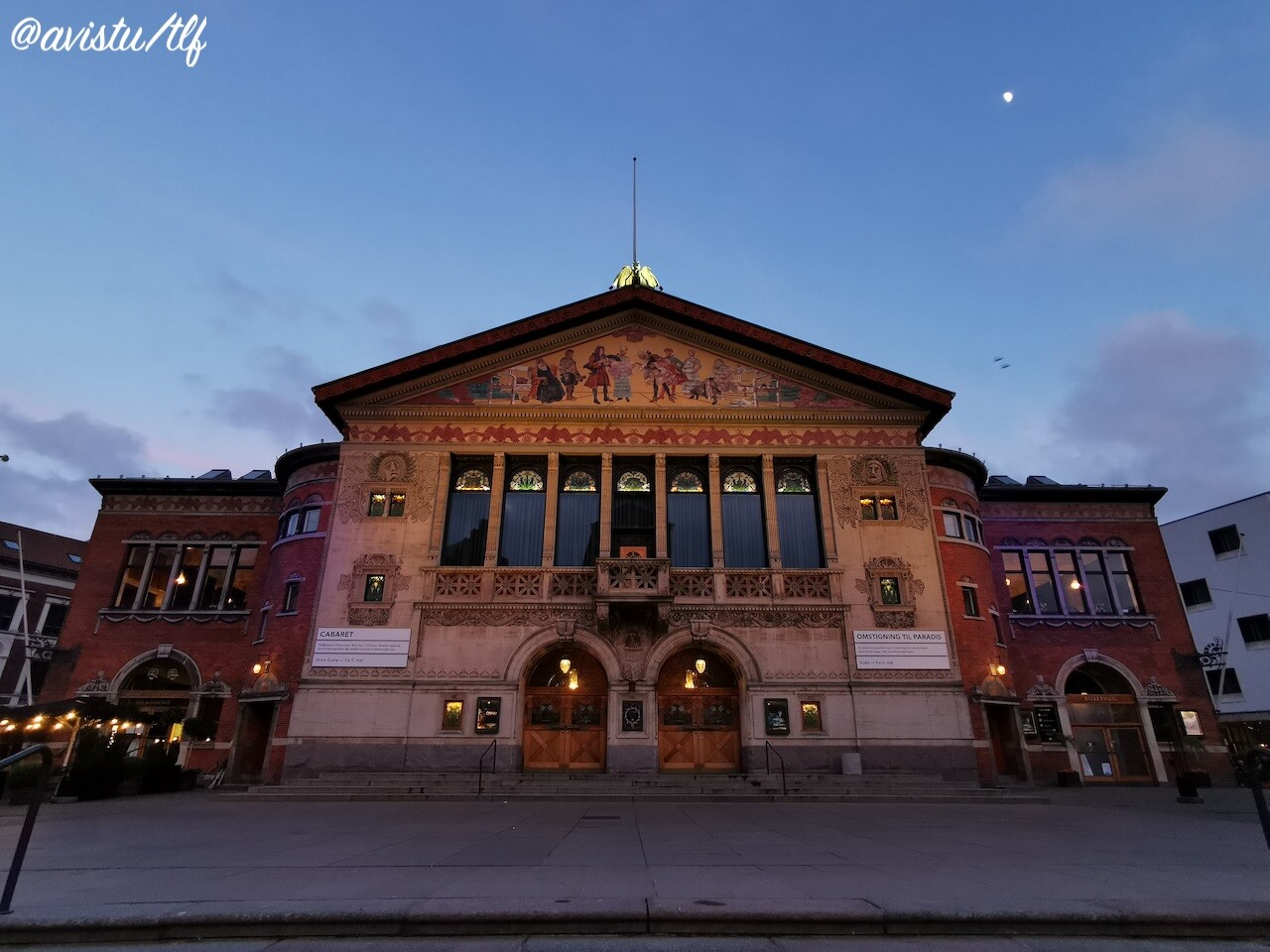 Fachada del Teatro de Aarhus en Dinamarca [(c) Foto: @avistu]