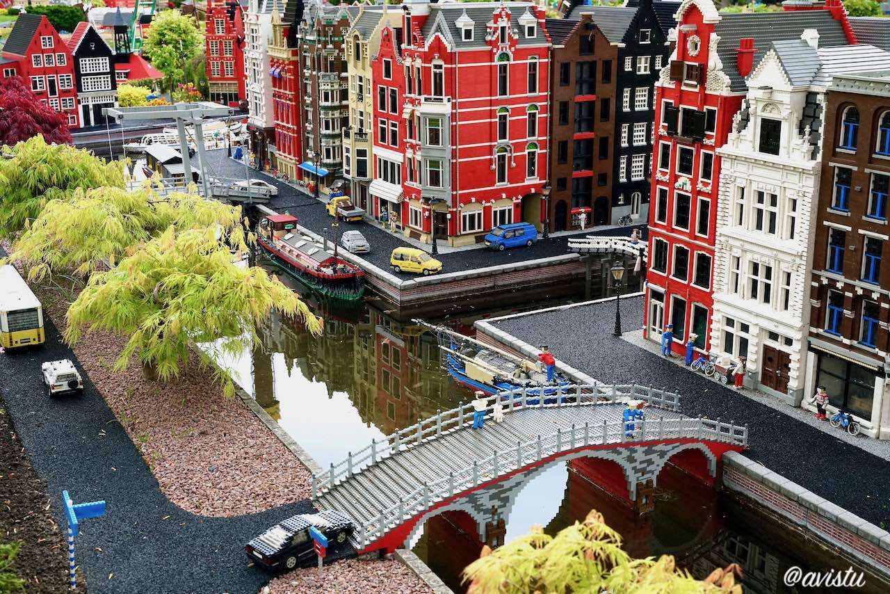 Los canales de Amsterdam en Holanda pero en Legoland Billund en Dinamarca [(c) Foto: @avistu]