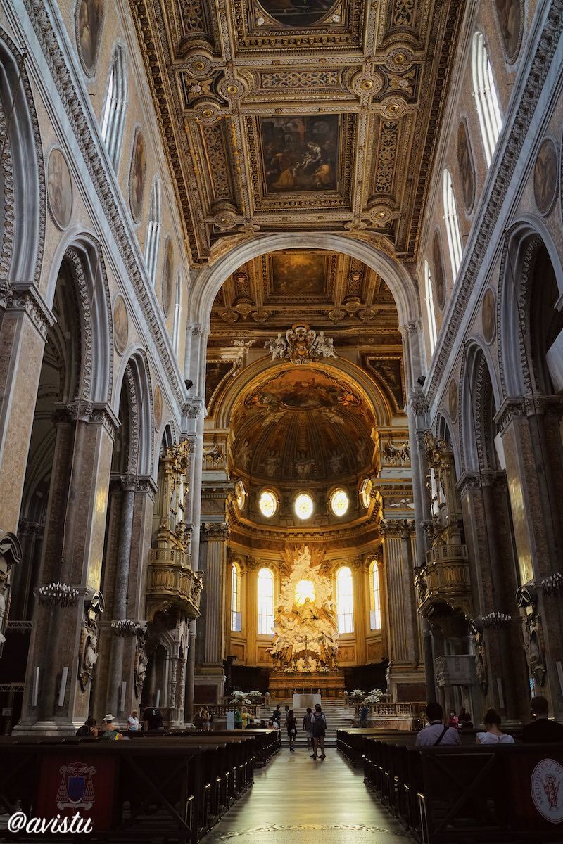 Interior de la Catedral de Nápoles [(c)Foto: @avistu]