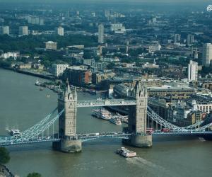 El Puente de la Torre de Londres desde el SkyGarden [(c)Foto: @avistu]