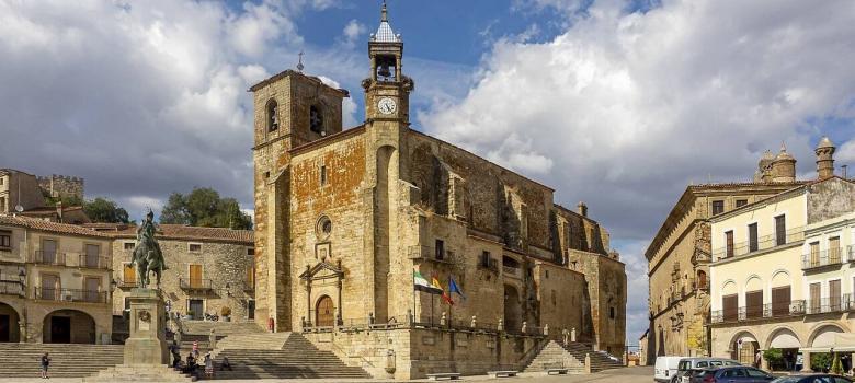 donde alojarse en Trujillo