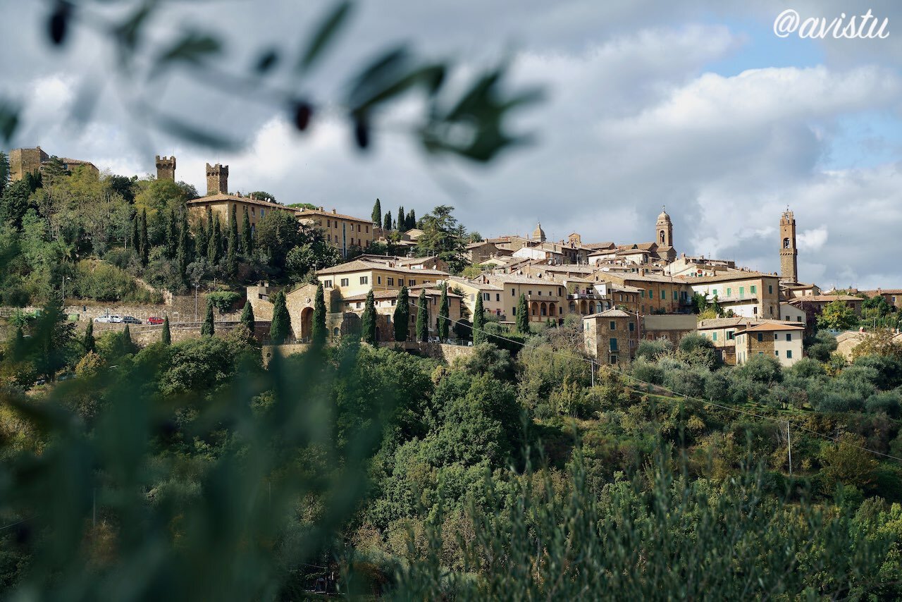 Panorámica de Montalcino, Toscana, Italia [(c)Foto: @avistu]