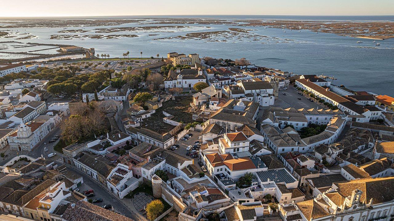 Centro Histórico de Faro, Algarve, Portugal [Foto: Arne Müseler / arne-mueseler.com / CC-BY-SA-3.0]
