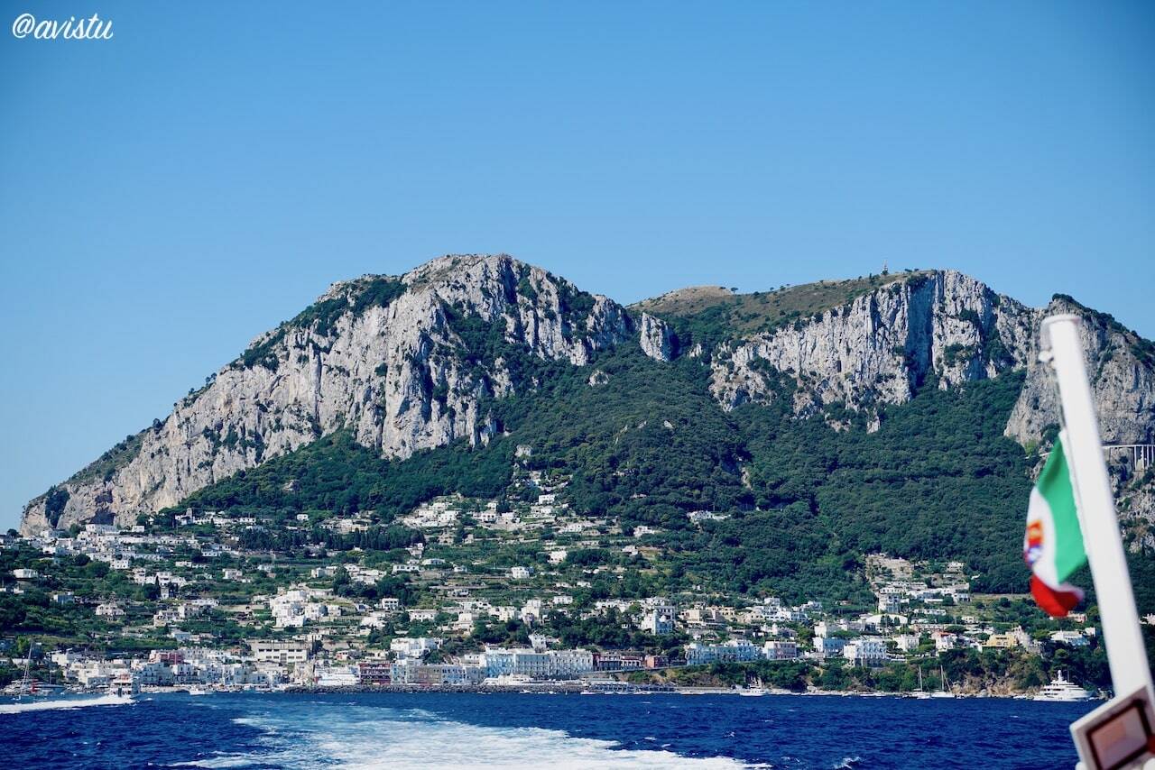 Vistas de Capri desde el ferri de regreso a Sorrento [(c)Foto: avistu]