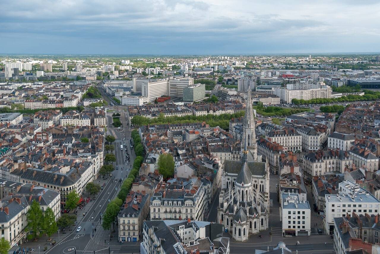 cómo ir del aeropuerto de Nantes al centro