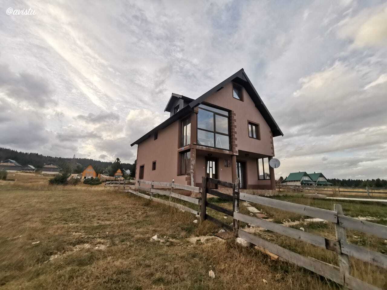 Alojamiento Apartmen Darija, P.N. Durmitor Montenegro [(c)Foto: @avistu]