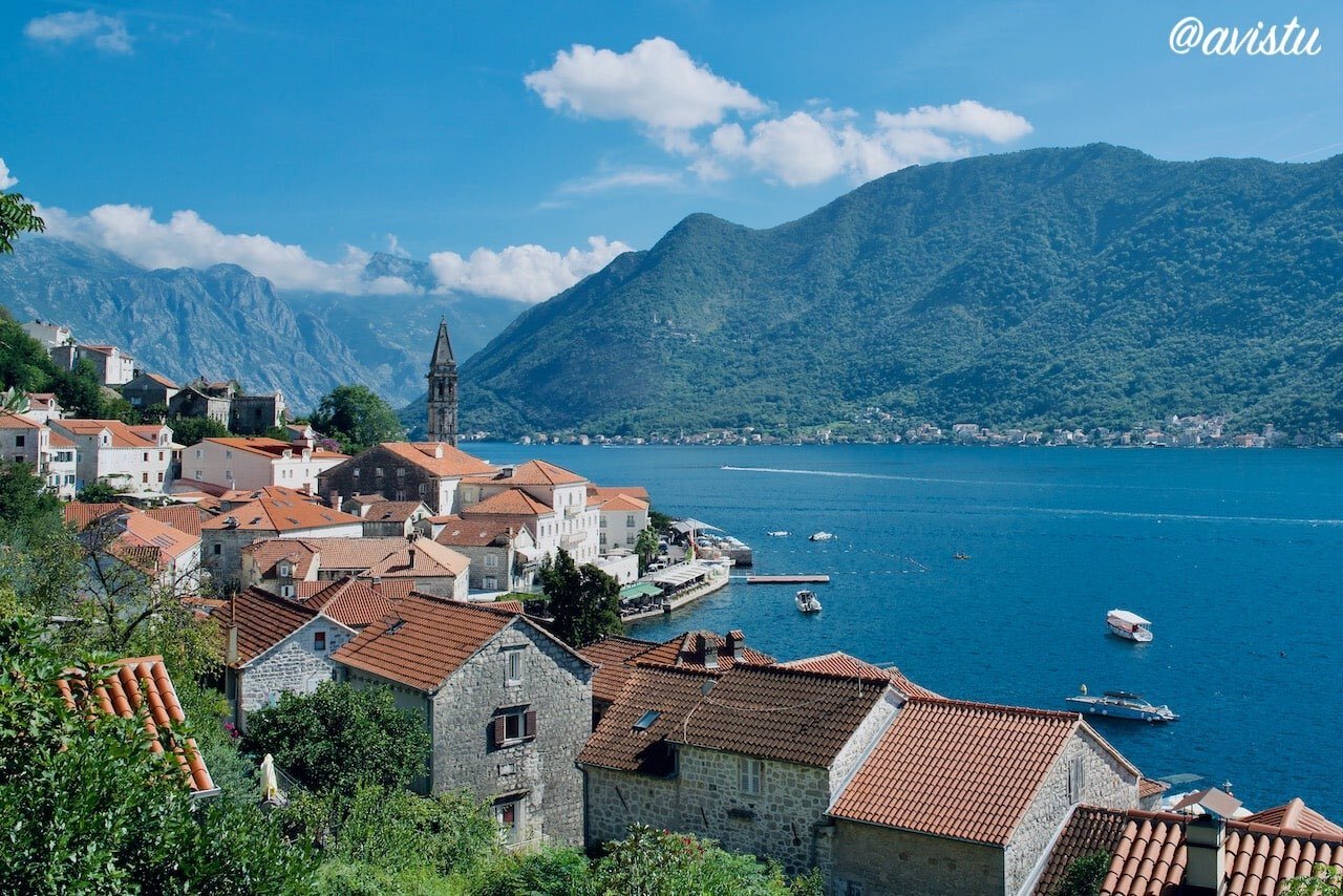 Perast, Bahía de Kotor, Montenegro [(c)Foto: @avistu]