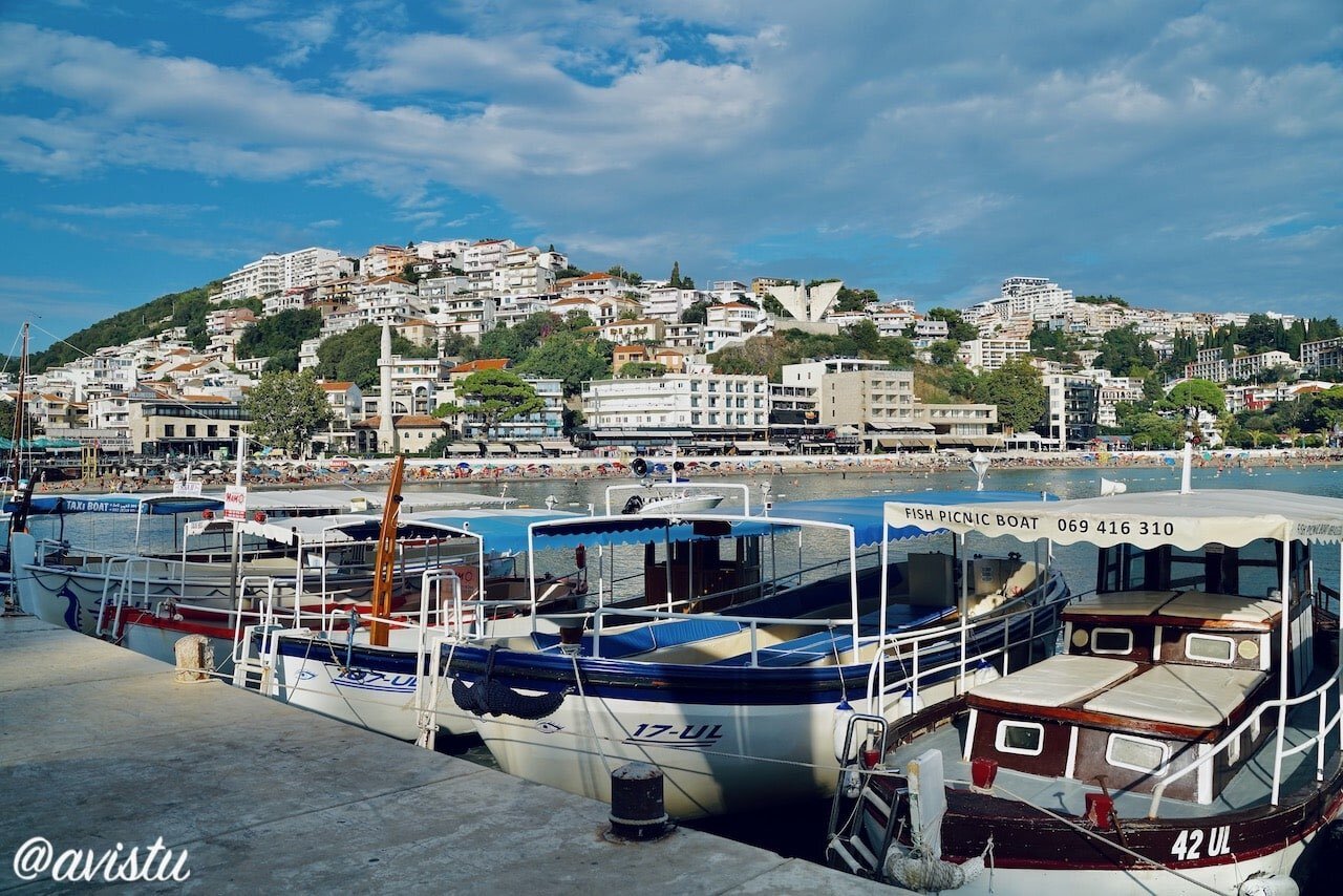 Vistas de Ulcinje (Montenegro) desde su puerto [(c)Foto: @vistu]