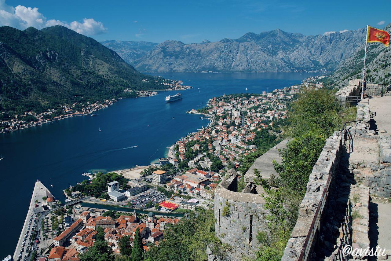 Las impresionantes vistas desde la Fortaleza de Kotor, Montenegro [(c)Foto: @avistu]