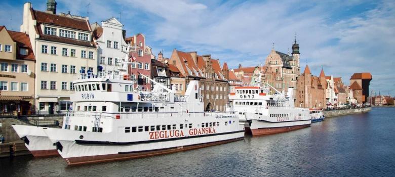 Vistas al puerto de la Ciudad Principal (Główne Miasto), Gdansk, Polonia [(c)Foto: @avistu]