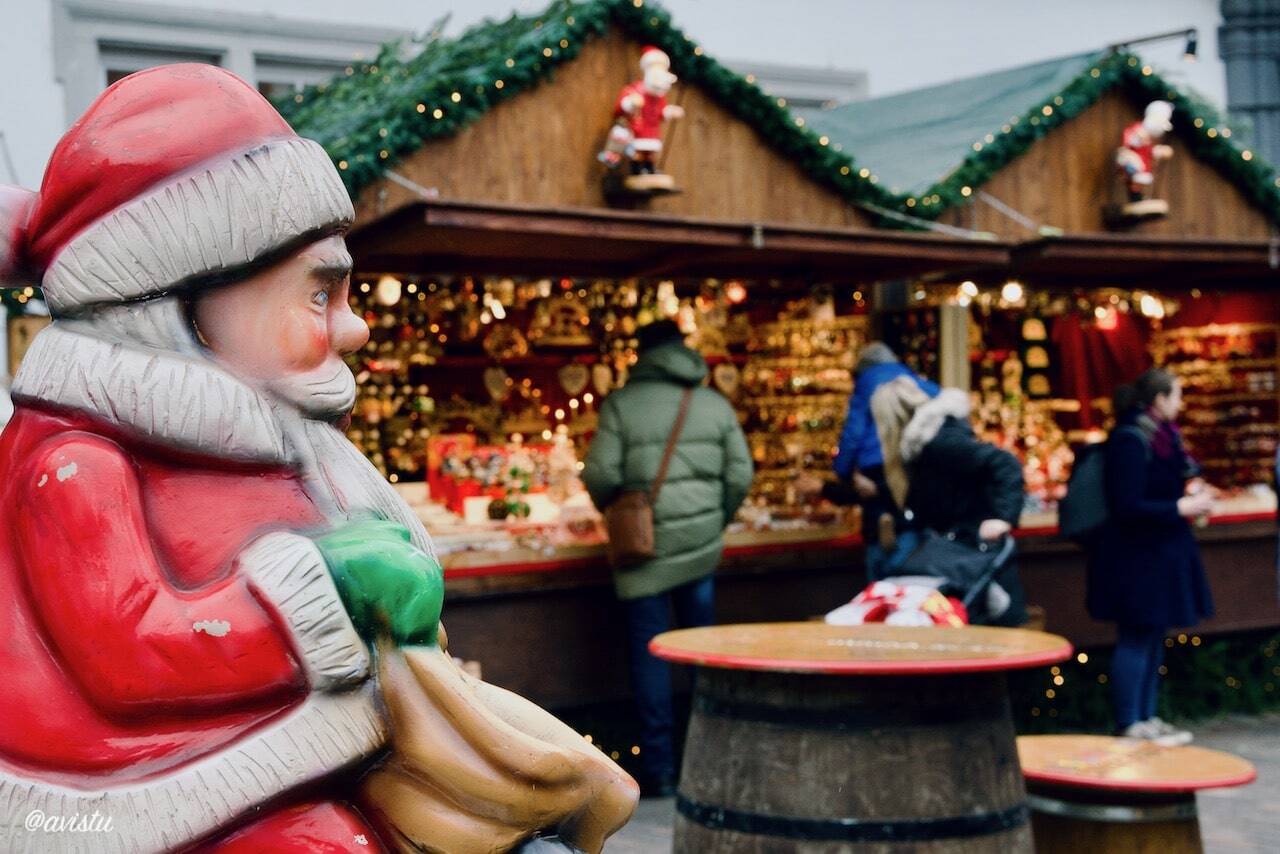 Puestos en uno de los Mercados de Navidad de Coblenza (Koblenz), Alemania [(c)Foto: @avistu]
