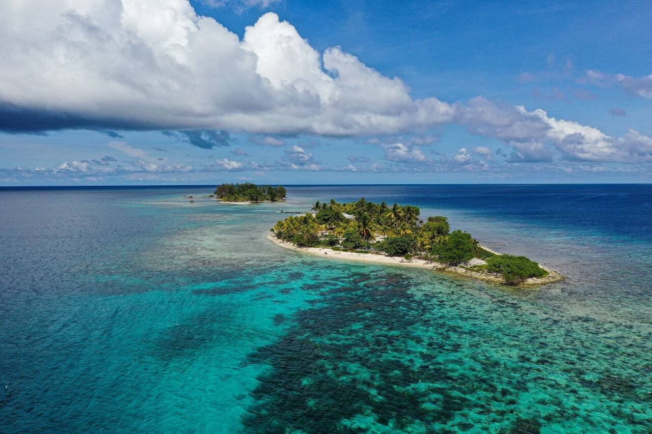 Isla paradisíaca en Cayos Cochinos