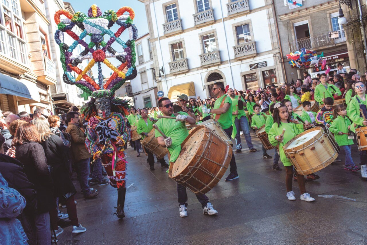 Fulion en el Carnaval de Viana do Bolo, Orense, Galicia [Foto: Periódico O Sil]