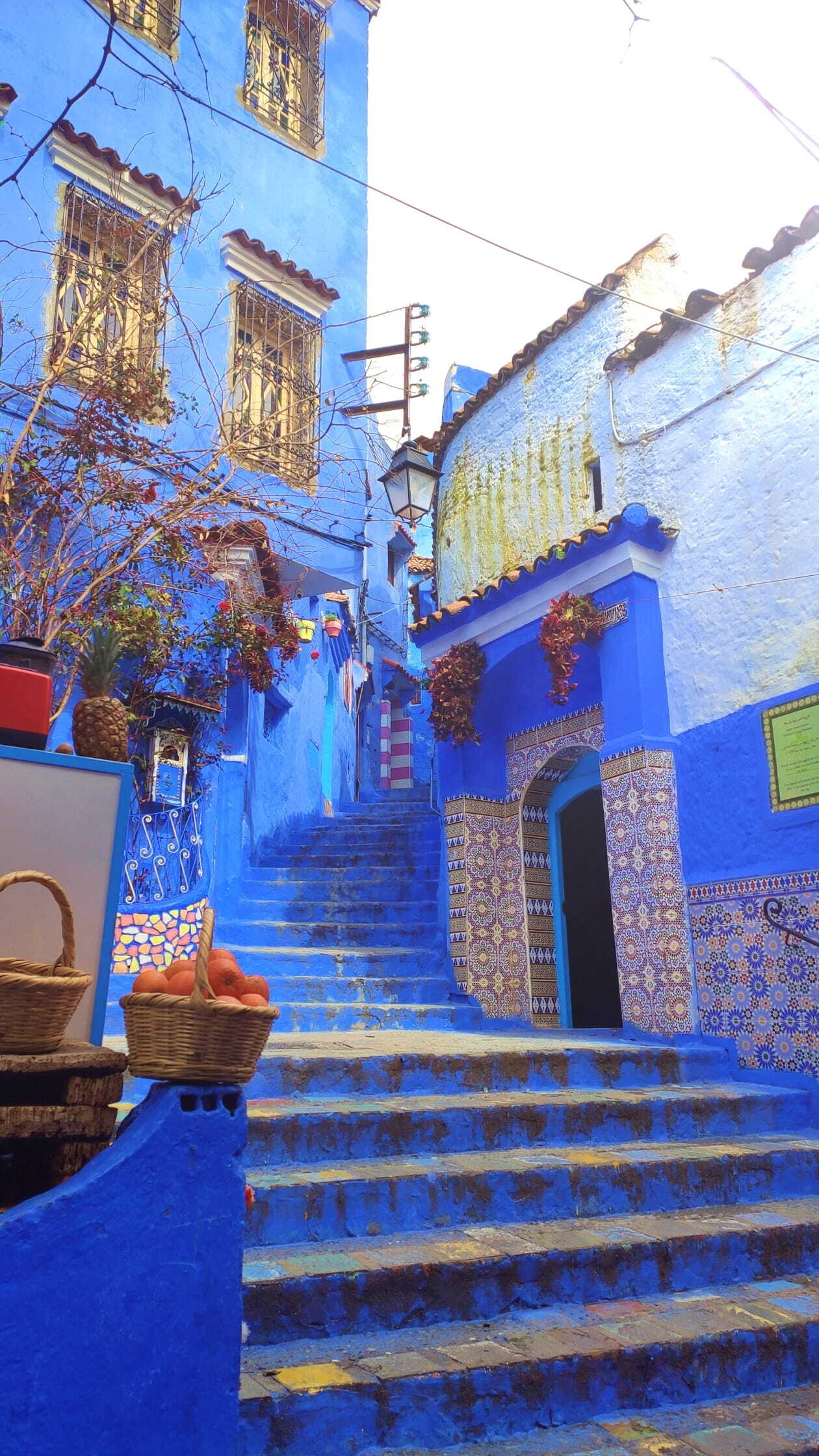 callejon chefchaouen azul
