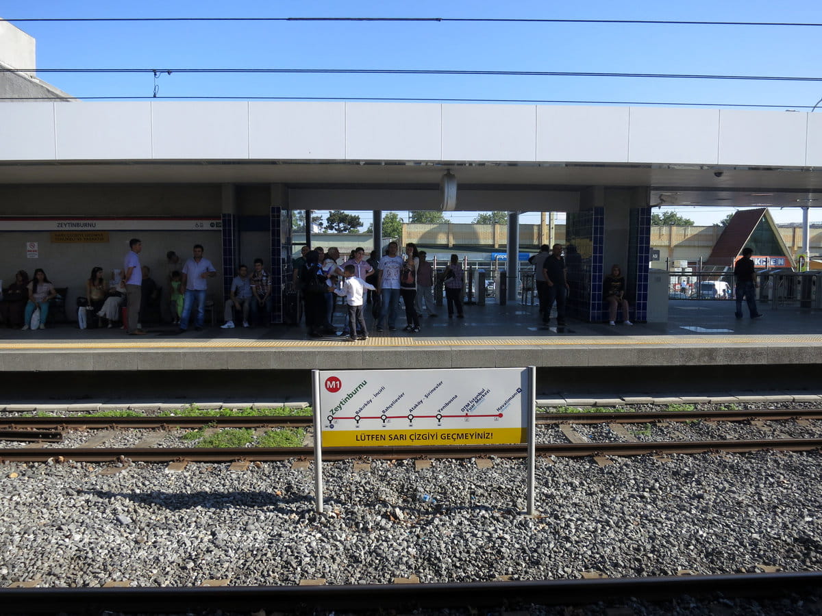 Metro en Estambul