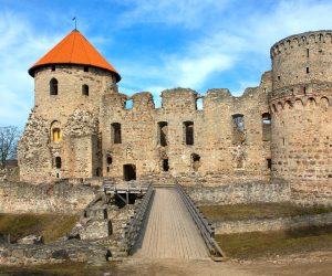 Castillo de Cessis en Letonia