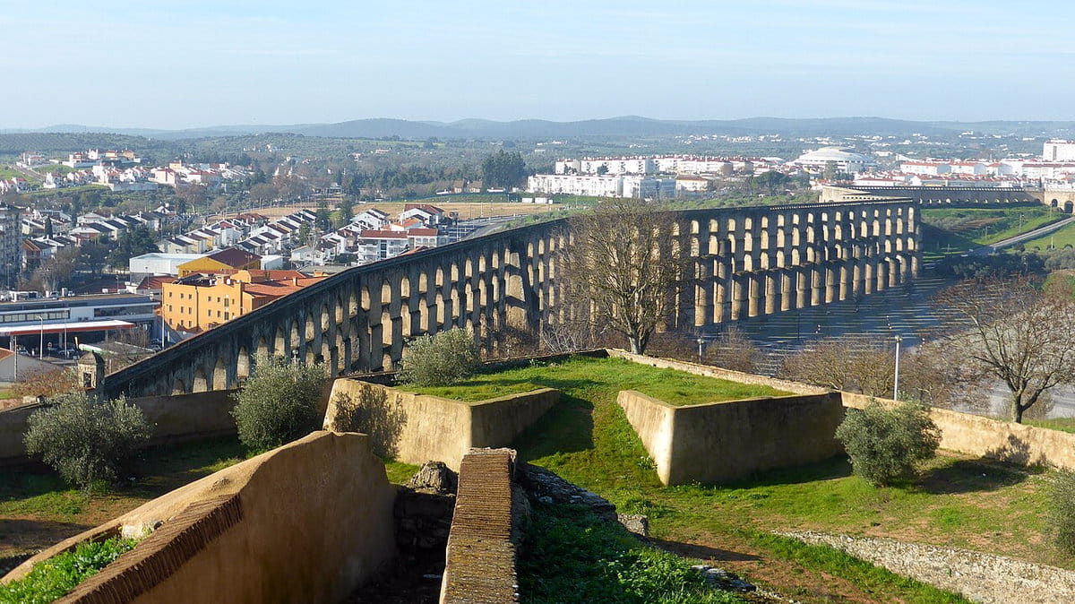 Acueducto de Amoreira en Elvas, Alentejo