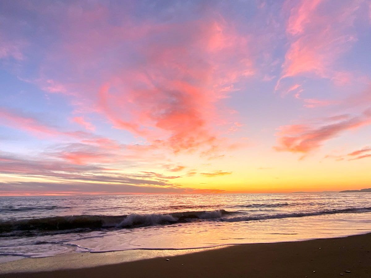 Atardecer en la playa de Motril