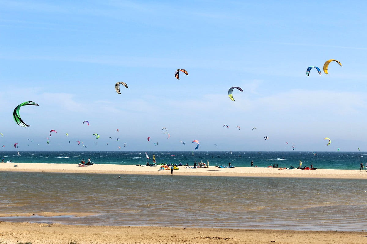 El viento es uno de los grandes protagonistas de las playas de Tarifa