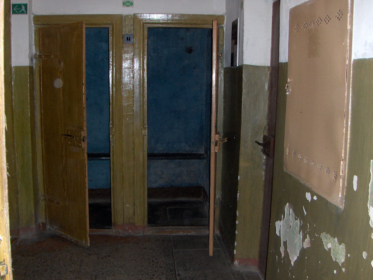 Interior del museo de KGB en Vilnius