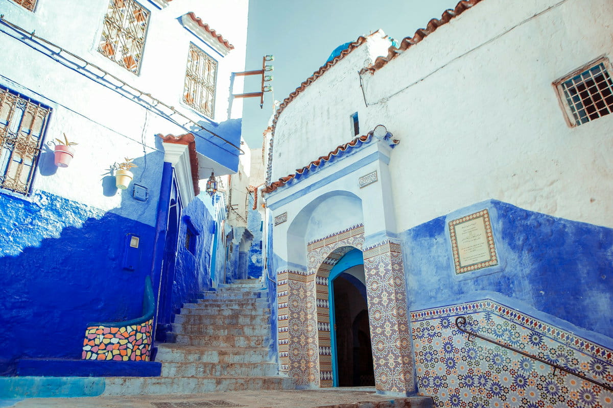 El azul predomina en prácticamente todas las calles y casas de Chefchaouen