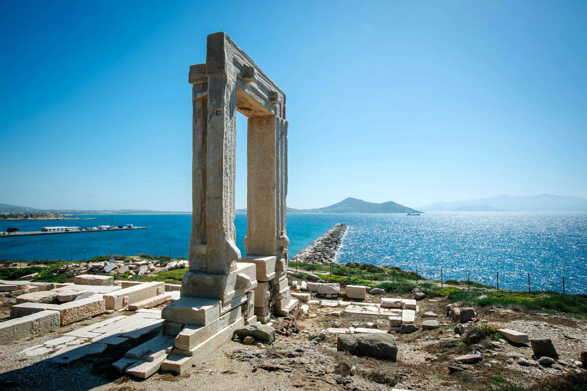 Portara, el antiguo templo de Apolo en Naxos