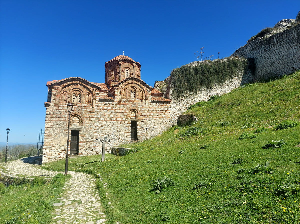La Iglesia de la Santísima Trinidad en Berat