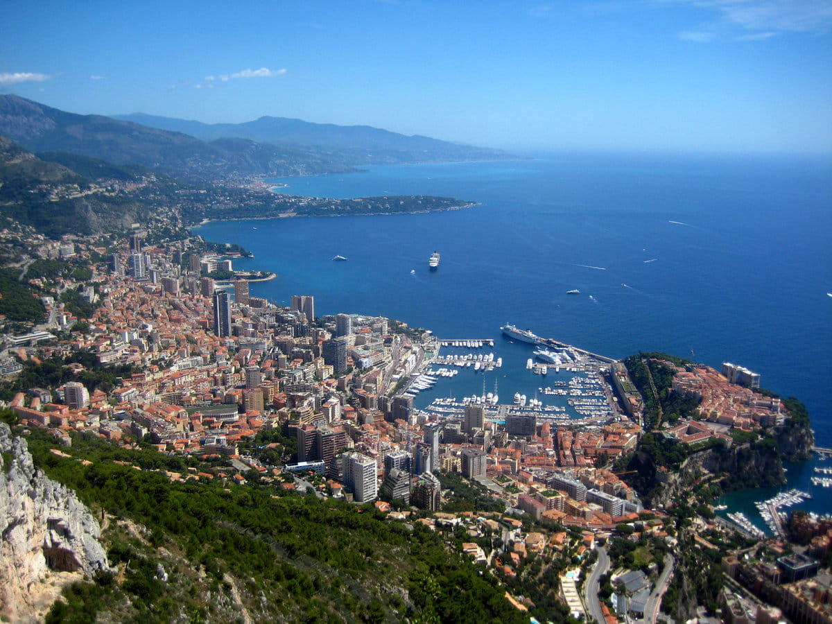 Vistas a Mónaco desde Le Turbie
