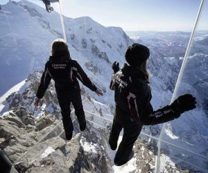 La espectacular experiencia de Step into the Void en Aiguilles du Midi