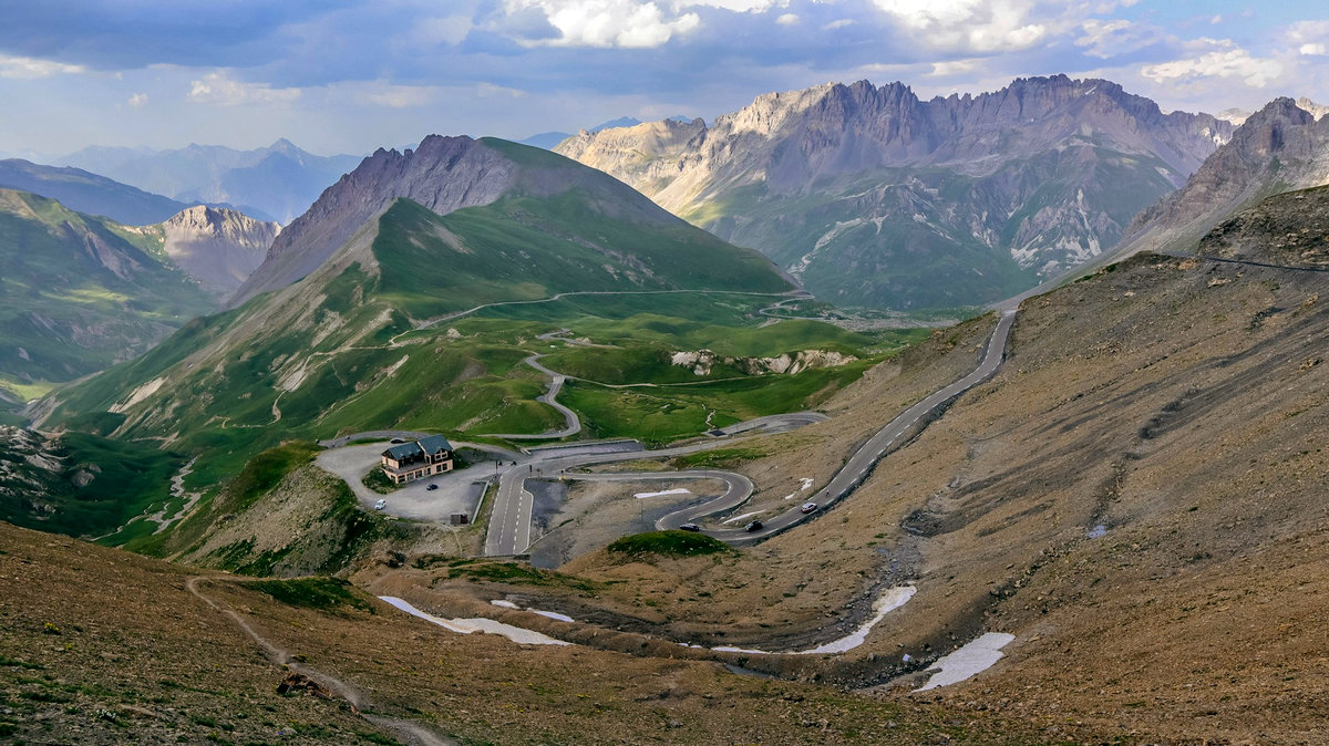 Las curvas míticas del Col du Galibier