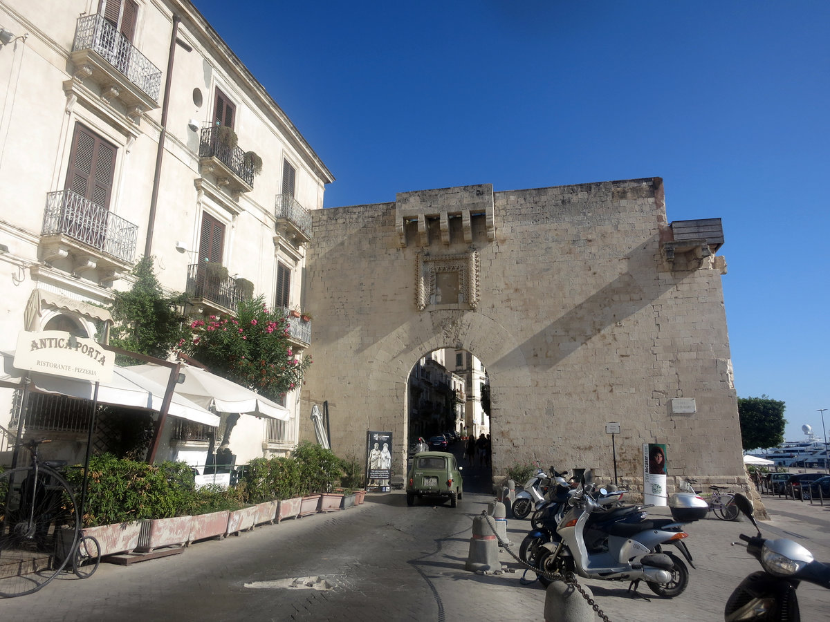 Porta Marina en Ortigia, Siracusa